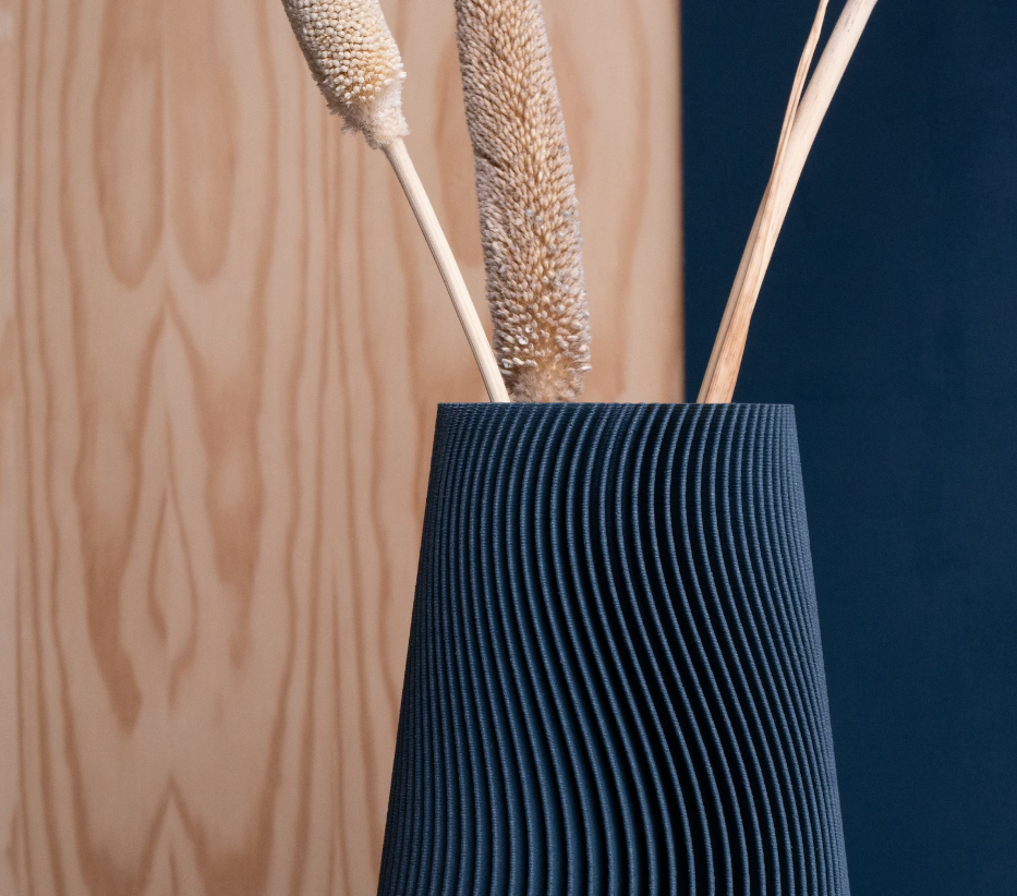 Vase "Wave" bois bleu Indigo - Fleurs fraiches ou séchées